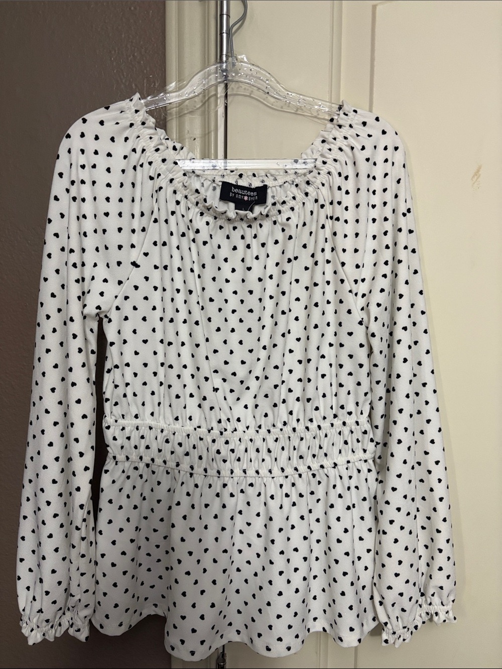Beautees White Long Sleeve Peplum Top with Black Heart Print